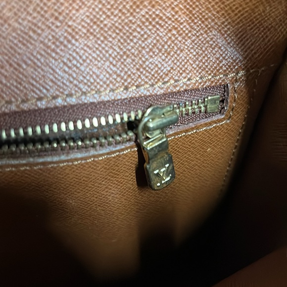 SOLD Louis Vuitton St Cloud - Picture 12 of 16